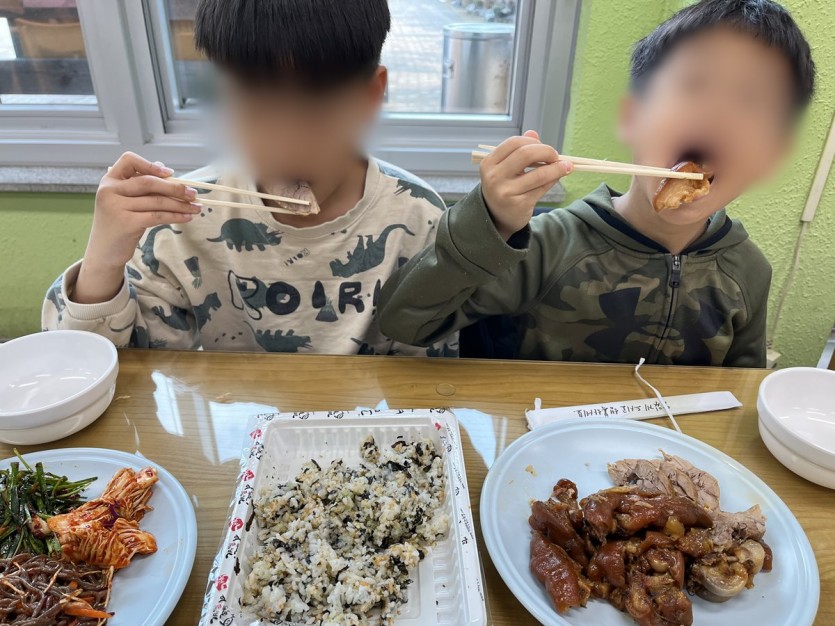 64ccdfef15b19cdfecf5b80e1598deb5_1765087349_6607.jpg